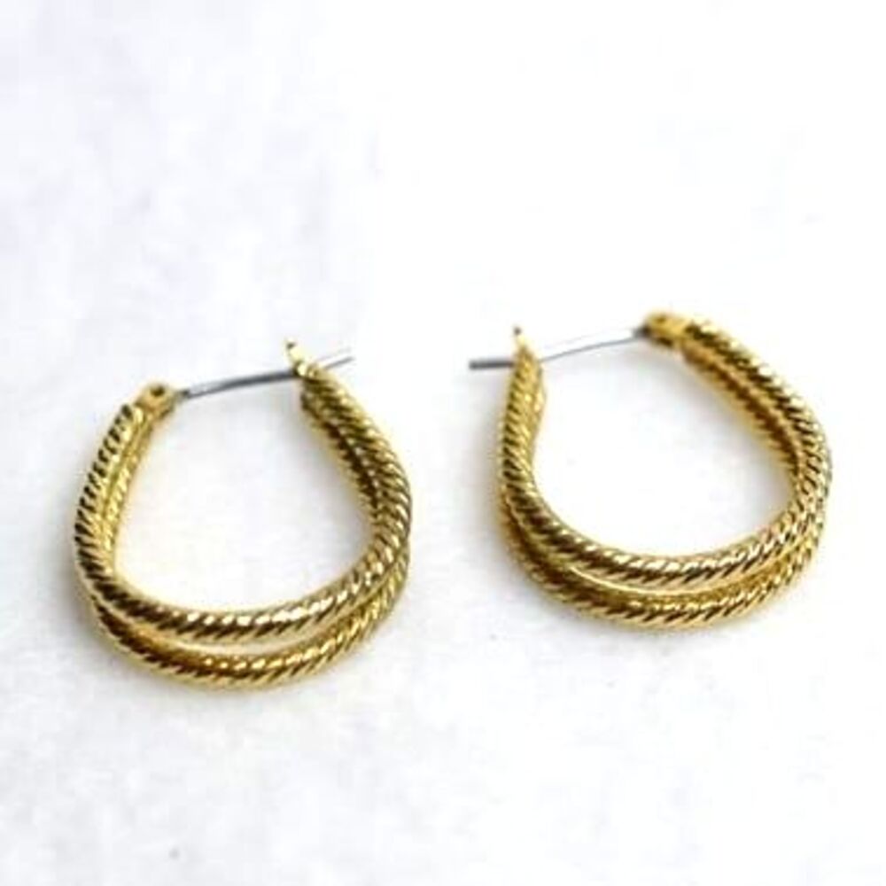 Vintage 60's Twisted Geo Oval Double Gold Tone Hoop Earrings